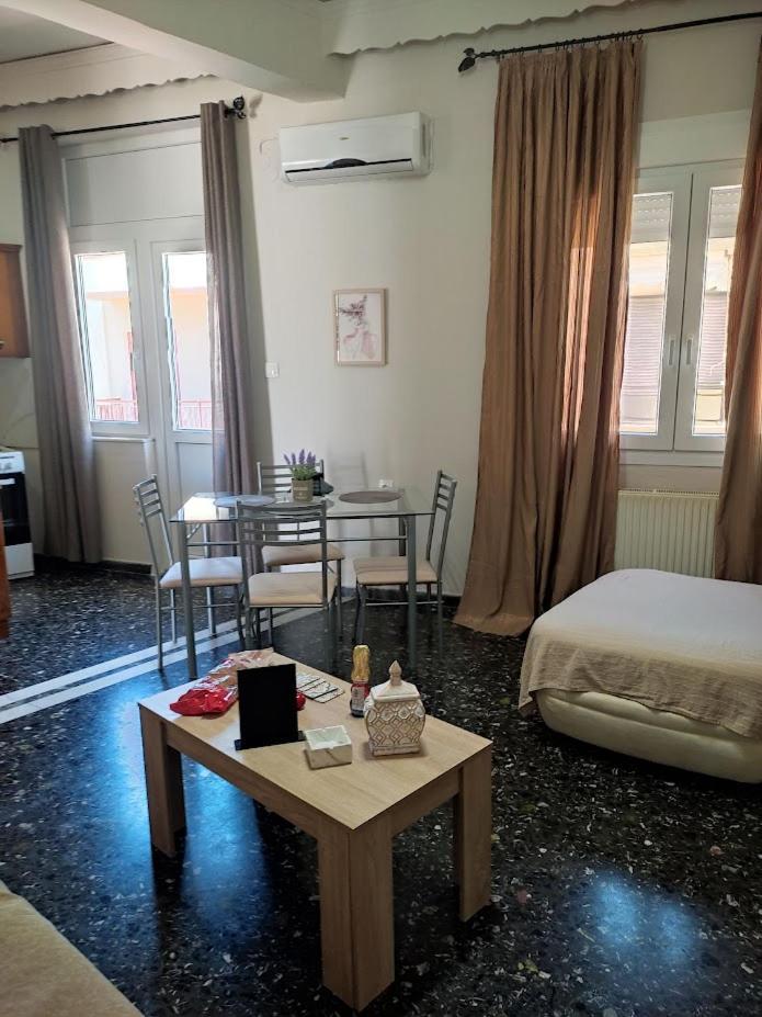 D&G City Centre Home Heraklion  Bagian luar foto